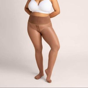 Sheertex nude sheer tights in medium
